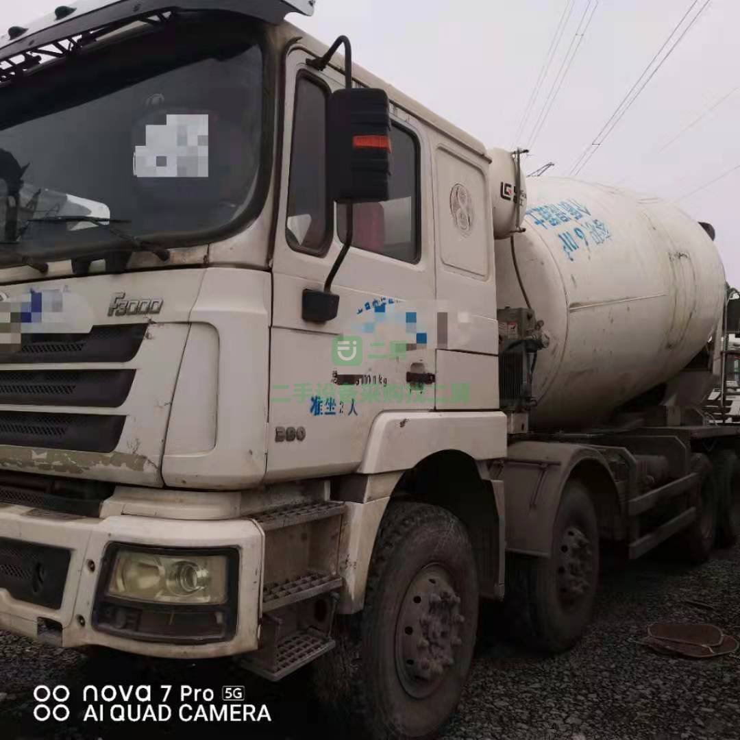 處理一臺13年18方德龍18方攪拌車，柳工上裝