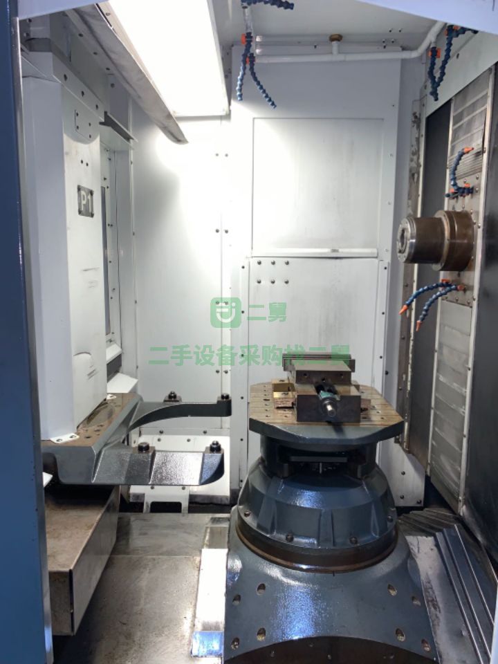 江蘇出售二手九成新的美國(guó)哈斯臥加EC400銑床
