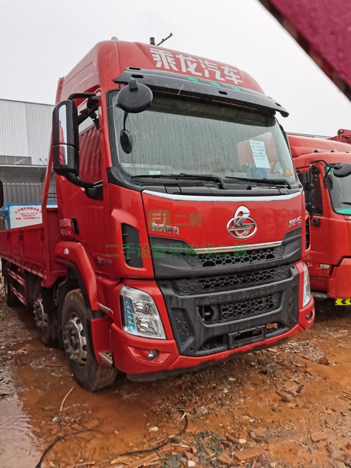 出售2020年2月乘龍290馬力牽引車，帶全保