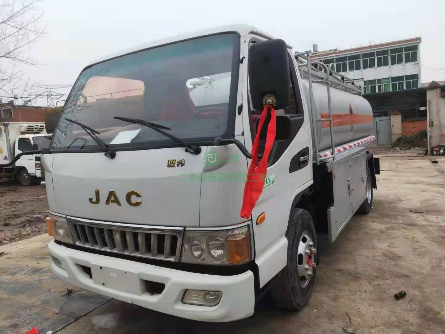 出售質保一年的5噸柴油罐江淮加油車