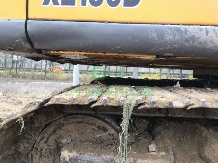 出售二手八成新的徐工150挖掘機