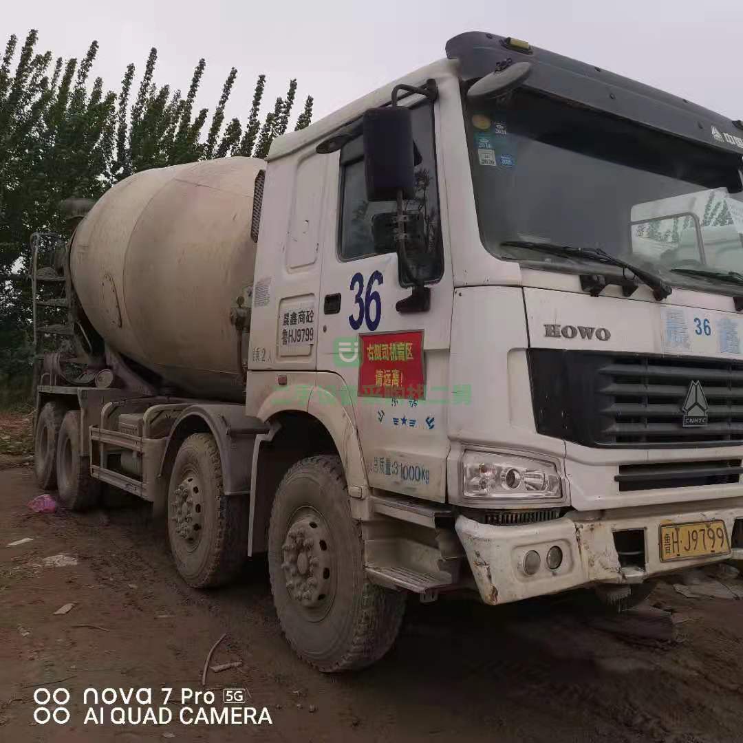 出售一臺13年18方豪沃攪拌車，正干活車，重汽發動機
