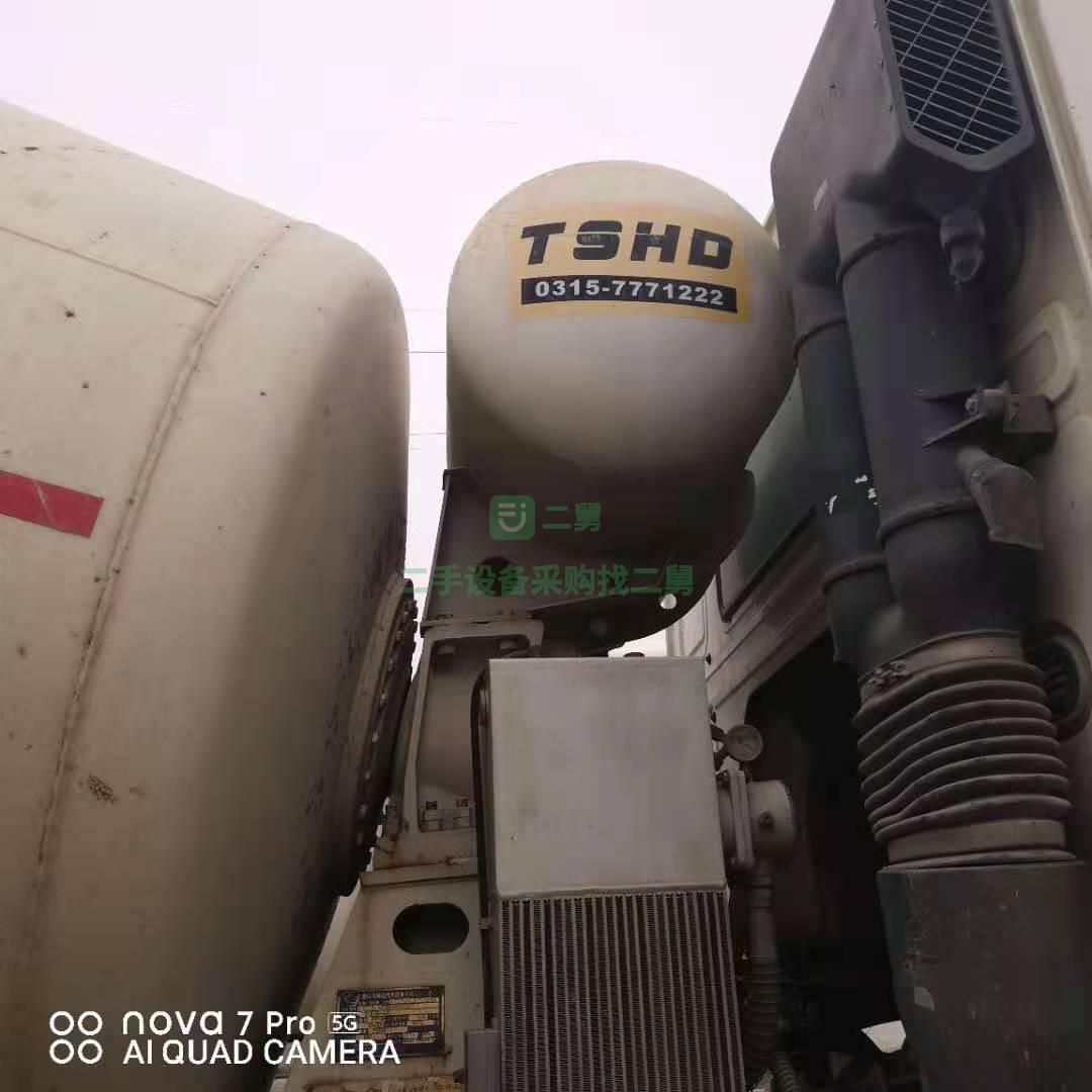 出售一臺14年國四大12方豪沃攪拌車，340馬力，唐鴻上裝