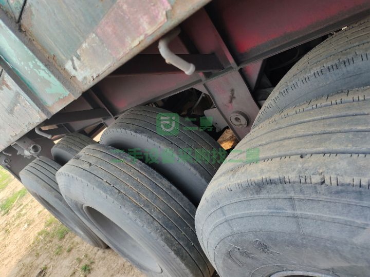 出售二手八成新的13米2.55寬半掛車