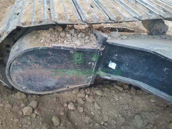 出售二手的八成新的日立270-3挖掘機