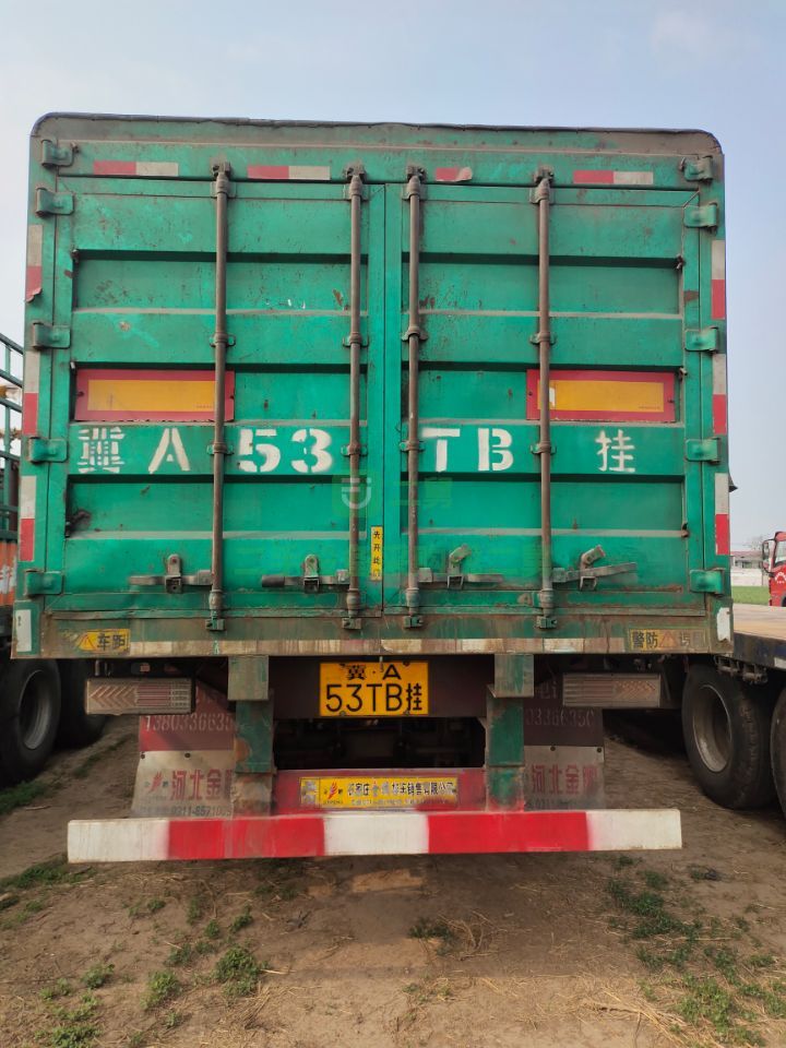 出售二手八成新的13米2.55寬半掛車