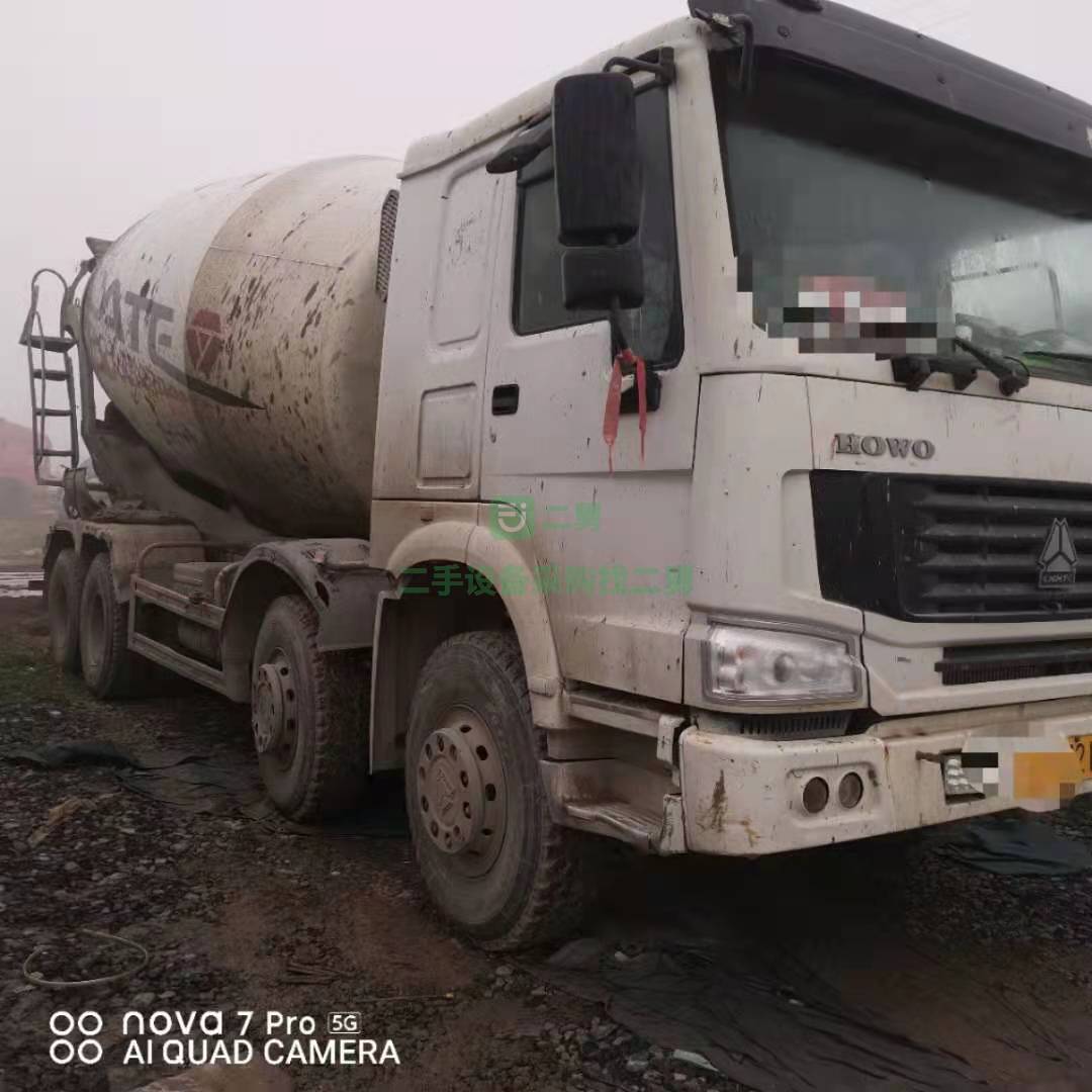 出售一臺13年20方豪沃?jǐn)嚢柢嚕瑏喬厣涎b 車況板板正正
