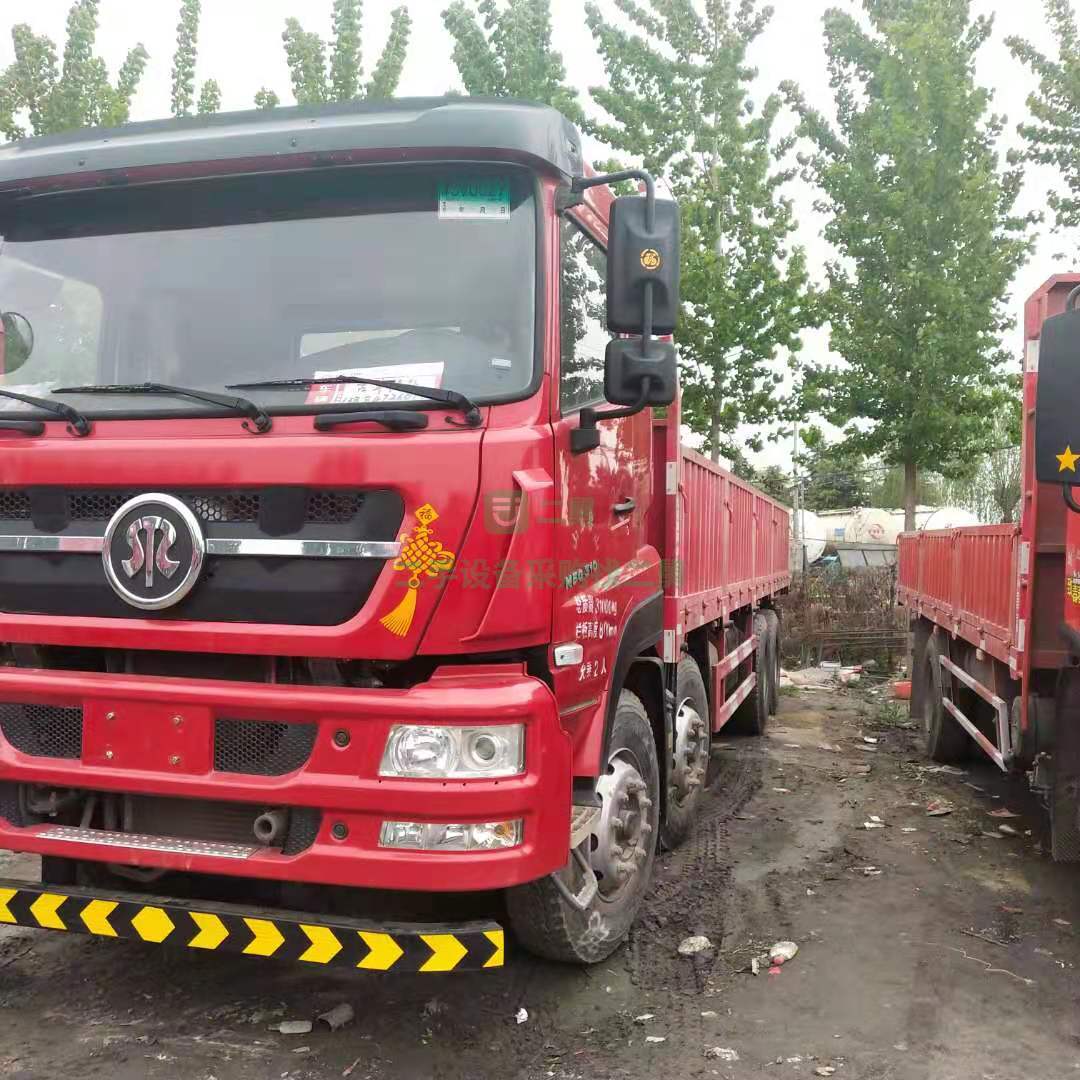 出售一臺新到18年前四后八9.6米平板貨車，車況精品不是原版退雙倍