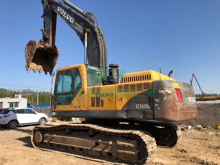 出售二手九成新的沃爾沃360挖掘機(jī)