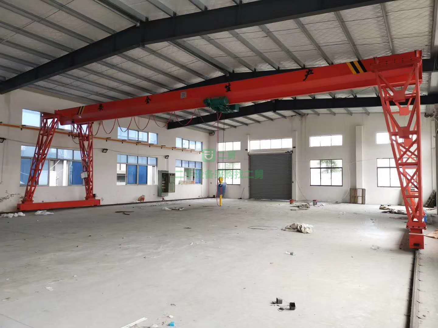 出售3噸龍門吊起重機，工字鋼到地面4.5米，低靜空葫蘆
