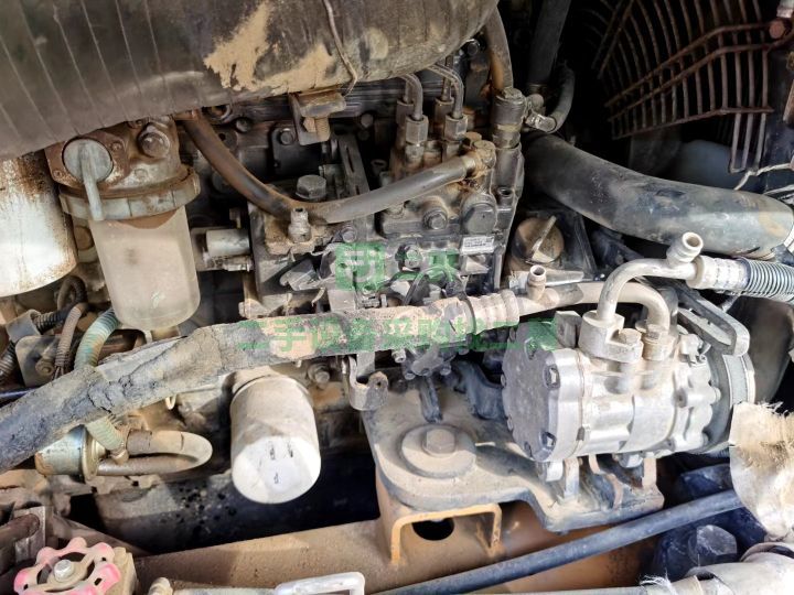 出售自己干活車雷沃65挖掘機