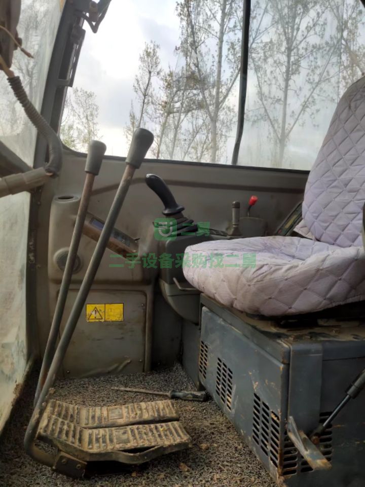 出售14年個人干活車玉柴60-8挖掘機