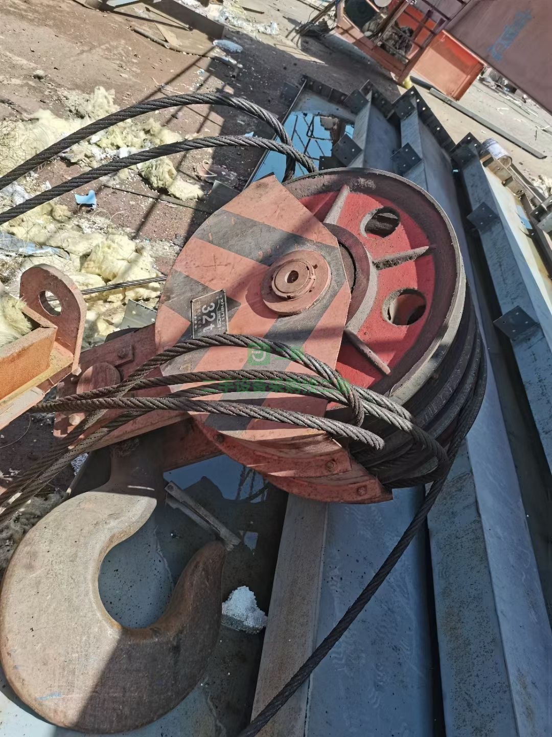 出售32噸二手雙梁橋式起重機