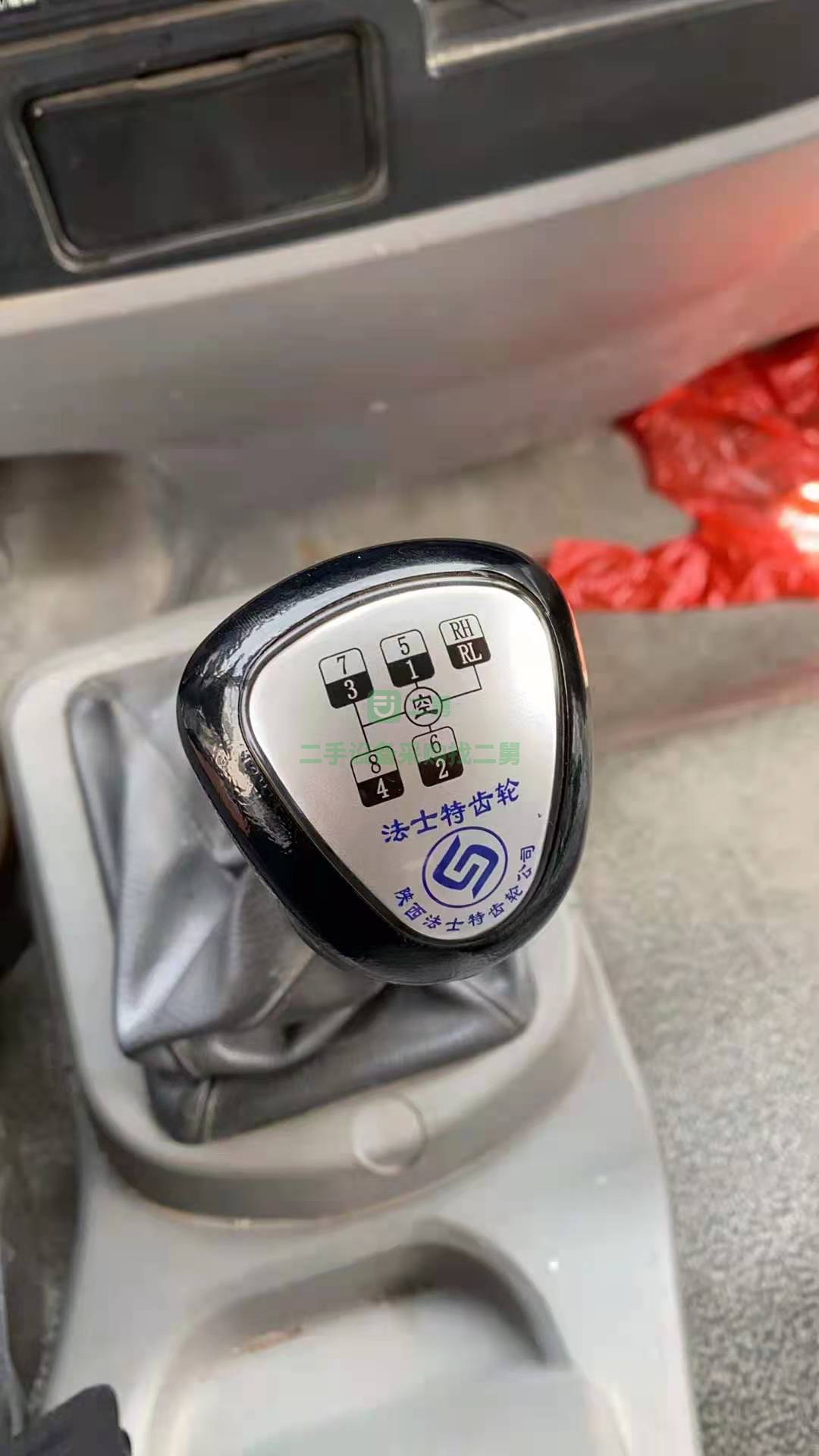 出售兩臺19年國五大運運途攪拌車，車況好，全手續 首付5萬