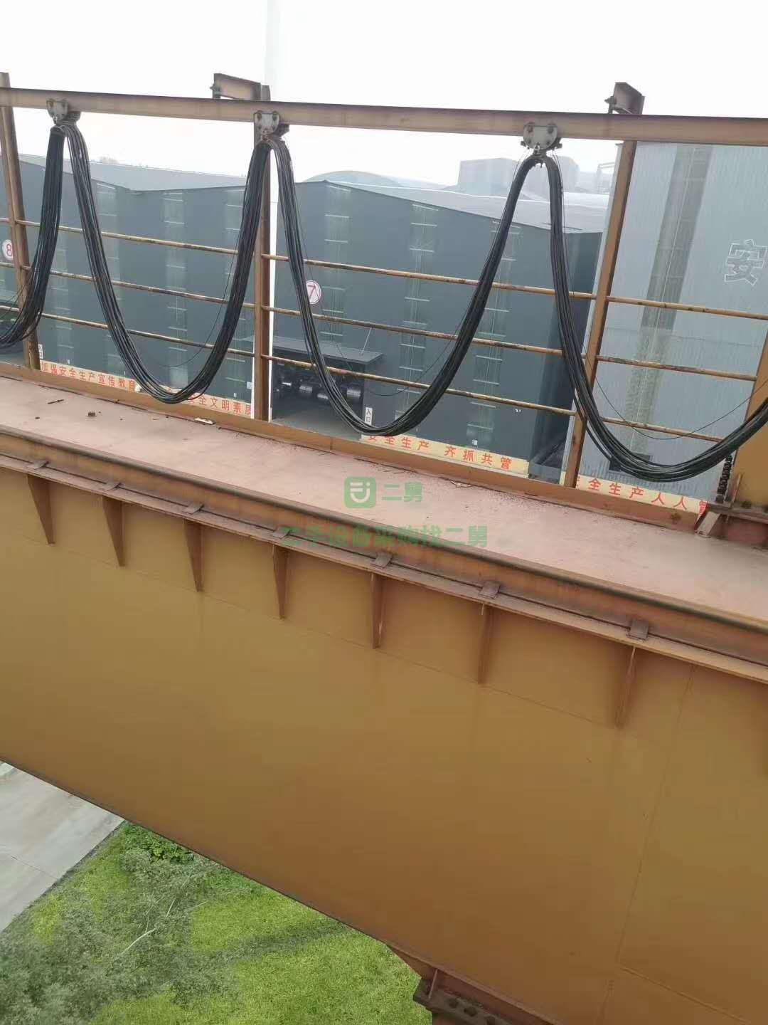 低價轉(zhuǎn)讓二手50噸雙主梁龍門吊