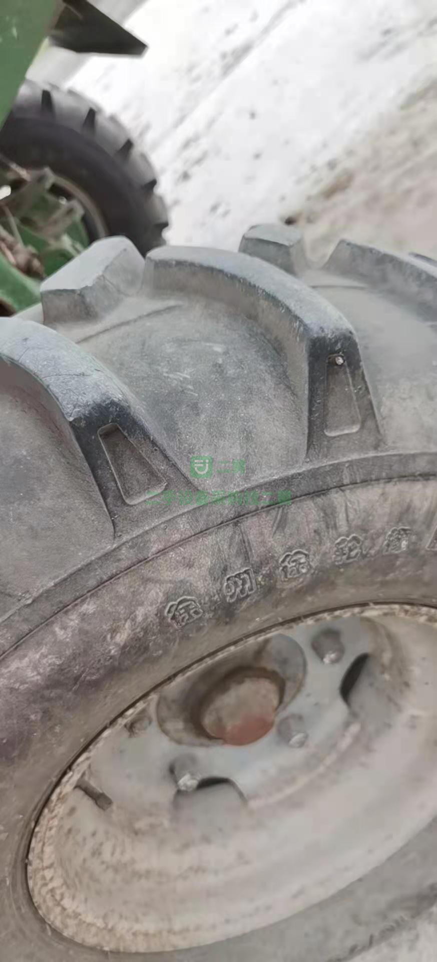 出售一臺2013的割草機(jī) 價格美麗