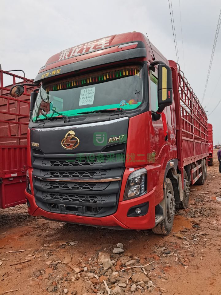 出售19年12月上戶乘龍H7運輸車，480馬力，全保，最高配置