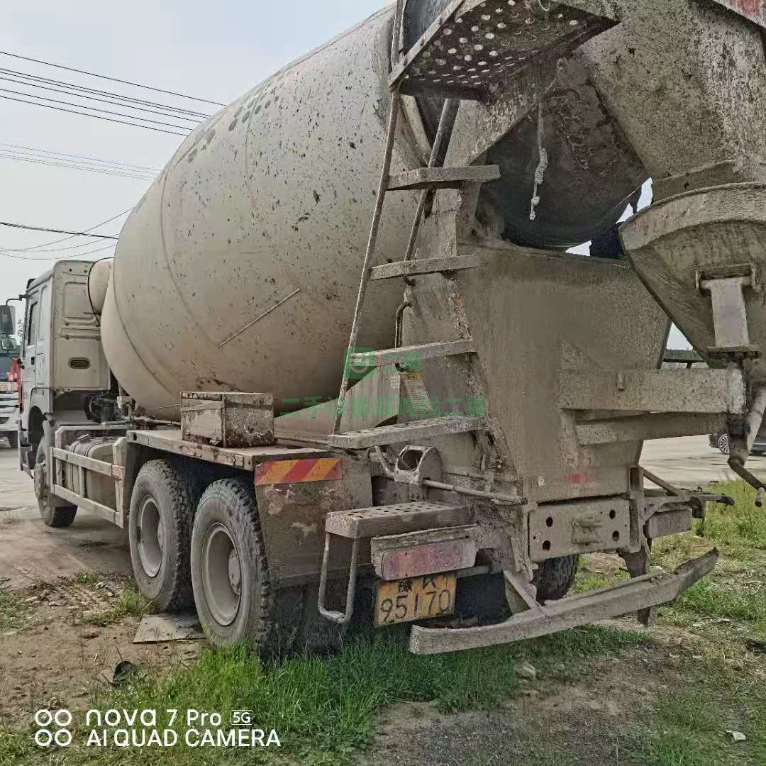 處理多臺15年國四大14方豪沃到家攪拌車，重汽發動機