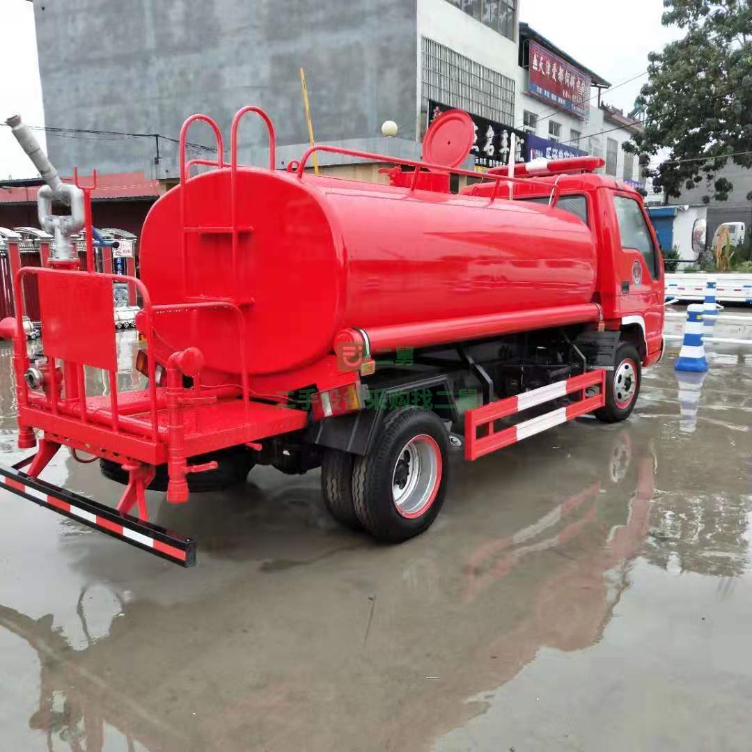 處理一臺5噸消防灑水車，價格便宜 先到先得