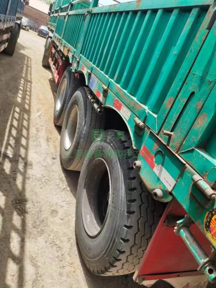 出售二手八成新的13米金多利半掛車