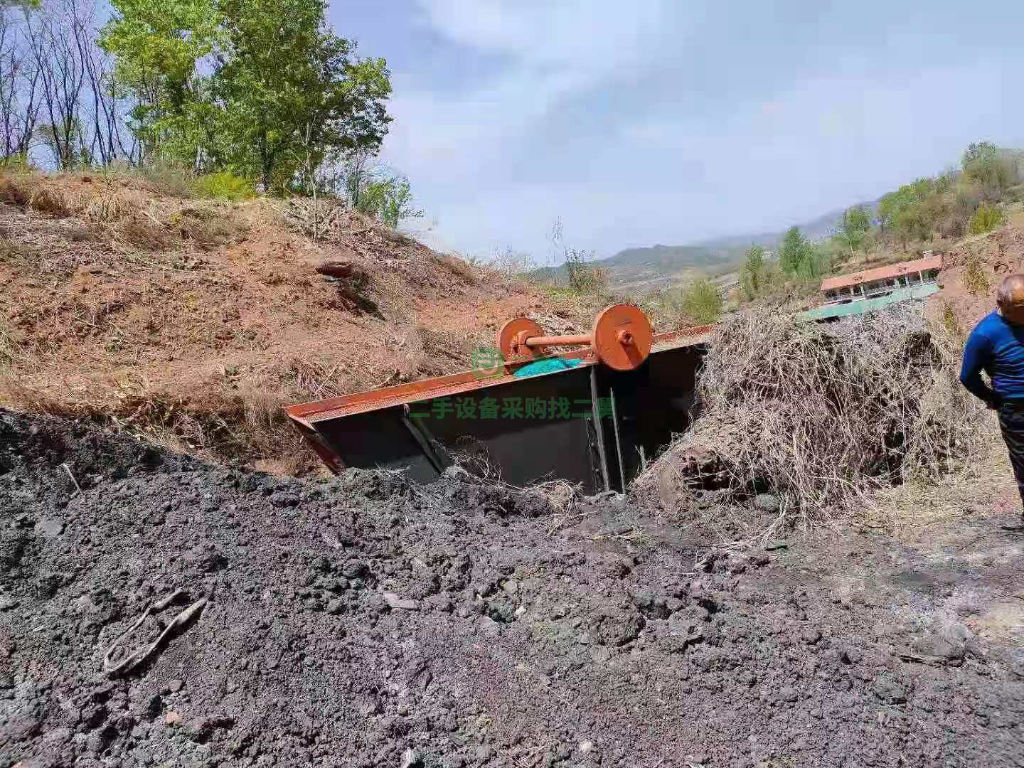 出售一套鼎力三件套礦山設備1308重錘配套160千瓦電機破碎機