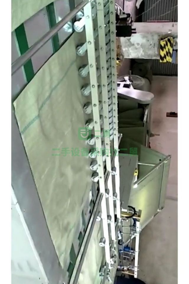 浙江出售二手的龍藝1600型全自動編織袋熱切縫一體機！