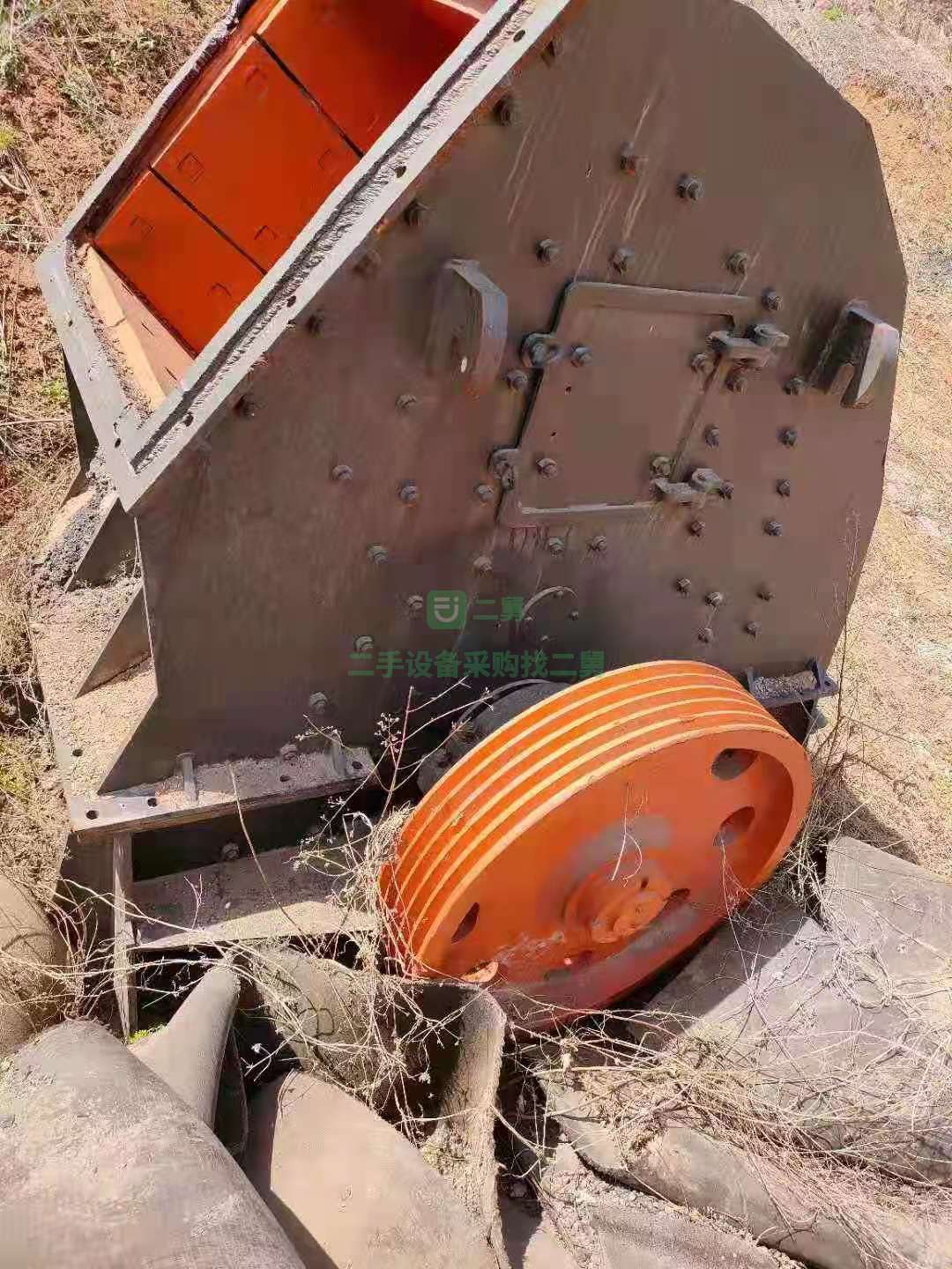 出售一套鼎力三件套礦山設備1308重錘配套160千瓦電機破碎機