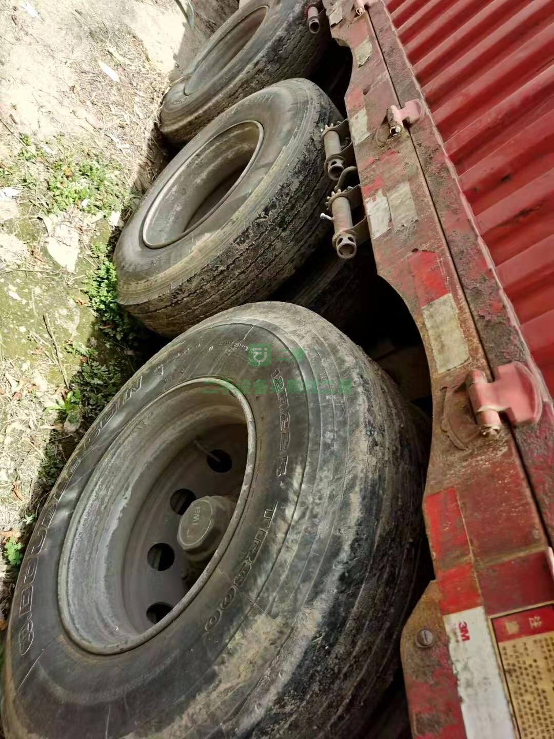 出售一臺中集華俊高低花籃半掛車，13米/2.5米/1.8米，16年4月