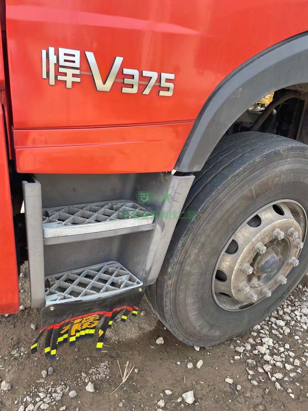 出售2017年7月解放悍威375牽引車濰柴動力精品長途車