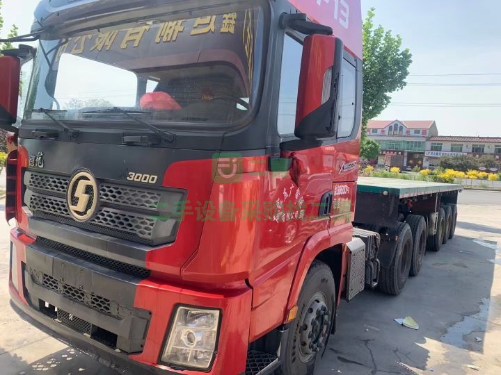 出售18年5月重體德龍x3000二代550馬力牽引車16速有需要聯系我價格不高