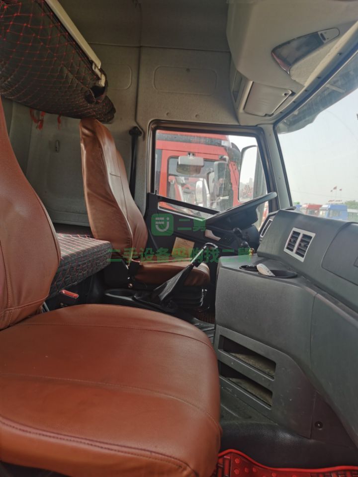 出售國五雙驅天V430馬力牽引車全險提戶掛靠全款分期都可以