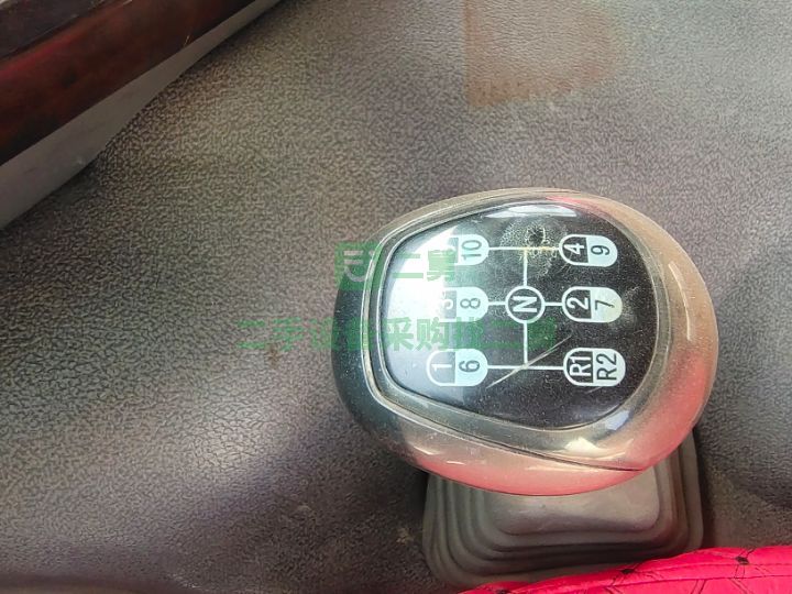 出售重汽豪沃大18方攪拌車，14年2月 ，帶強險，10速變速