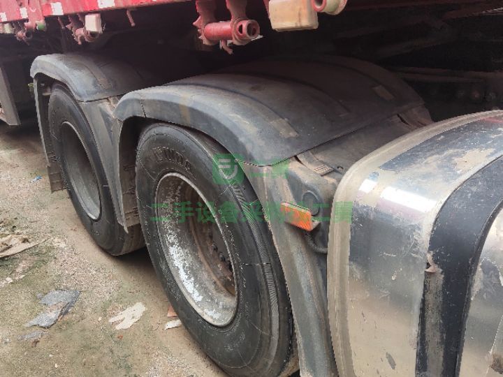出售19年的解放J6P,550馬力牽引車。車況精品。