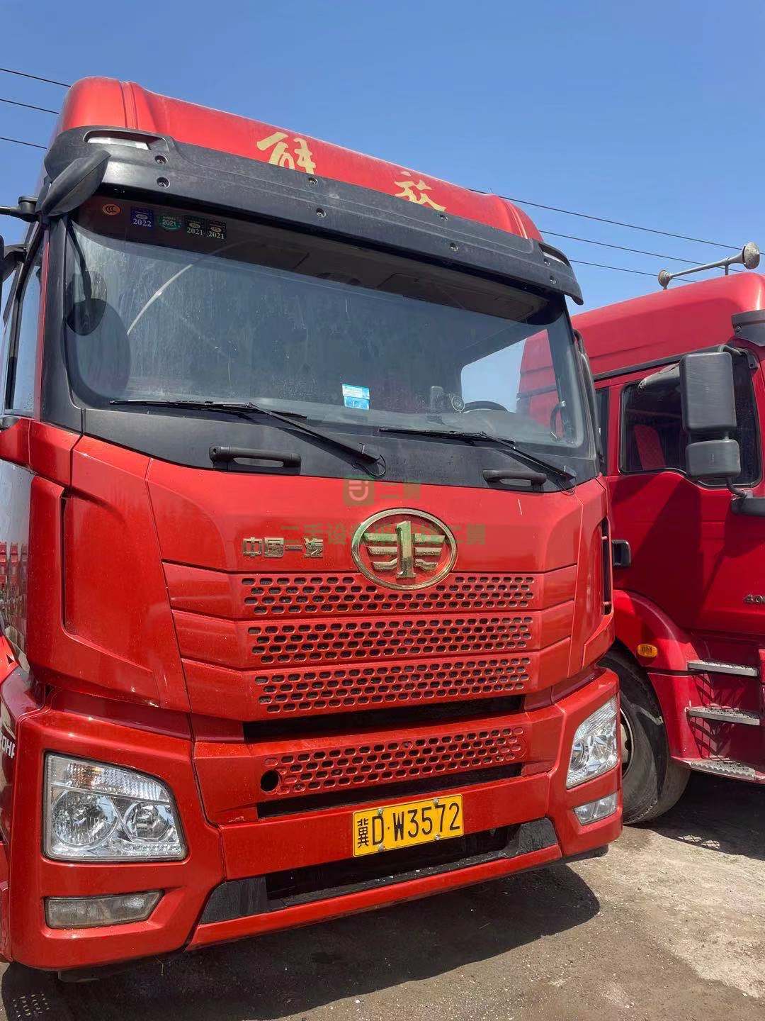 出售2019年5月的解放Jh6牽引車400馬力原版無磕碰