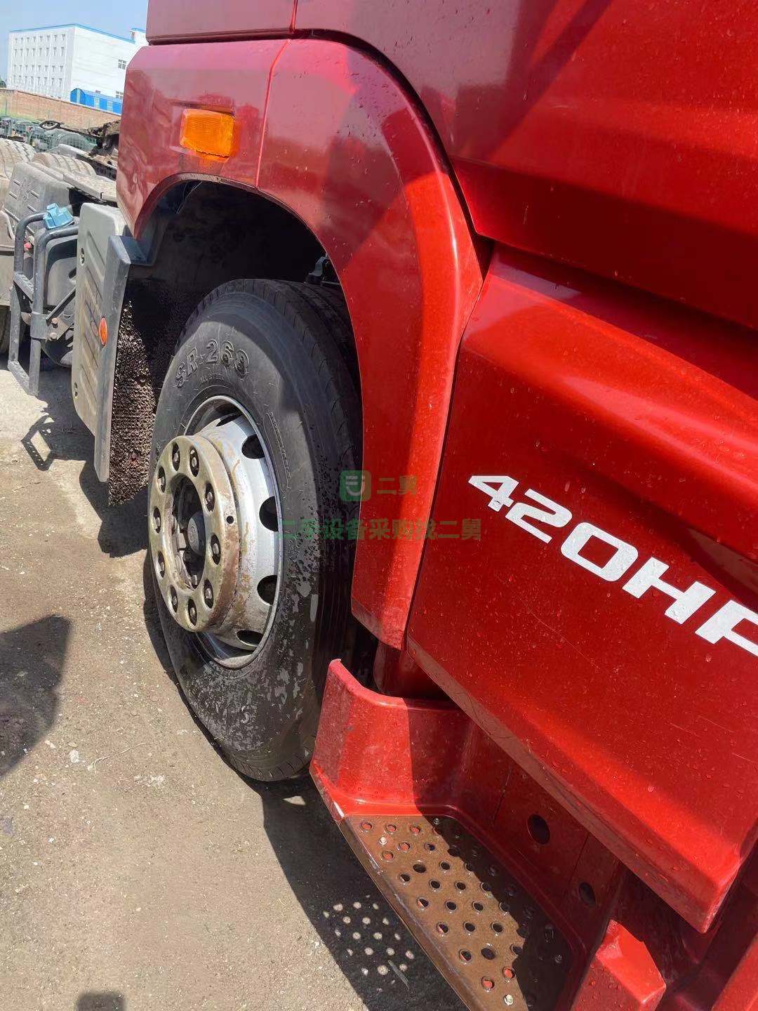 出售2019年5月的解放Jh6牽引車400馬力原版無磕碰