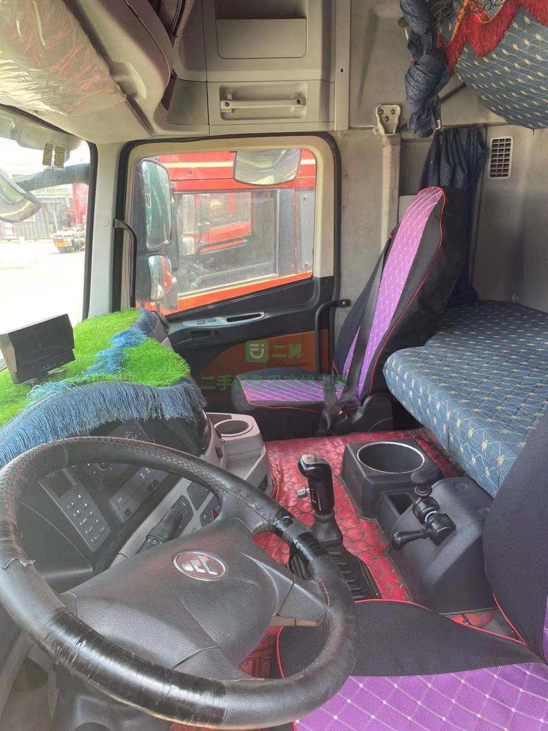 出售2019年7月歐曼GTL牽引車430馬力原車原版無磕碰19.3萬包過戶提檔