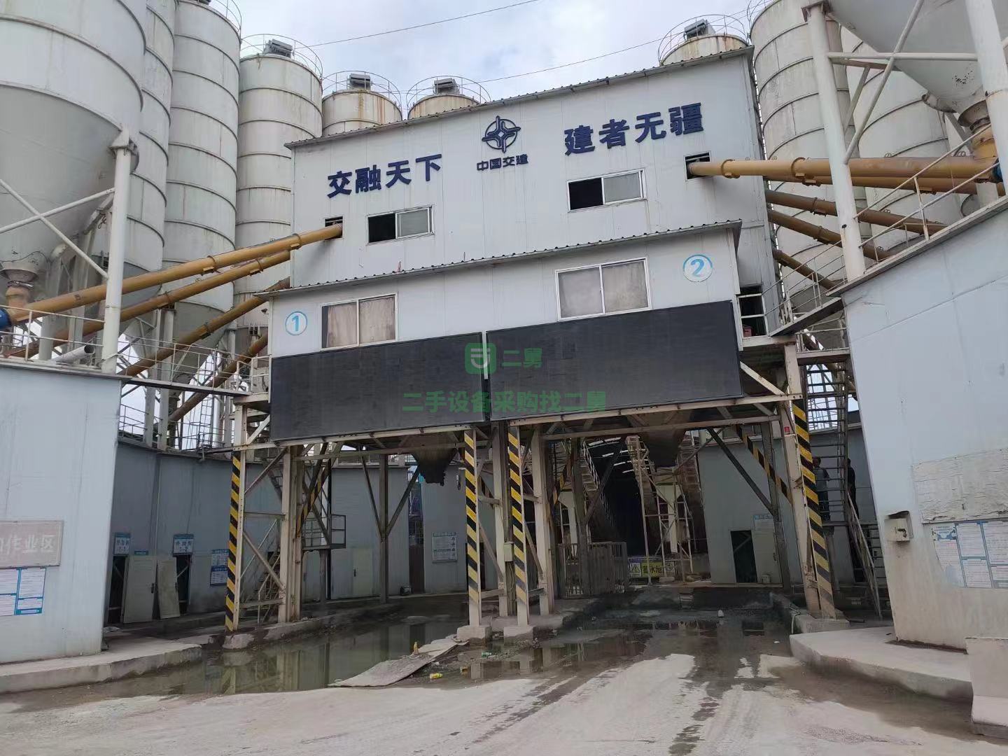 廣東惠州:出售18年雙線地倉式180型攪拌站，仕瑪主機