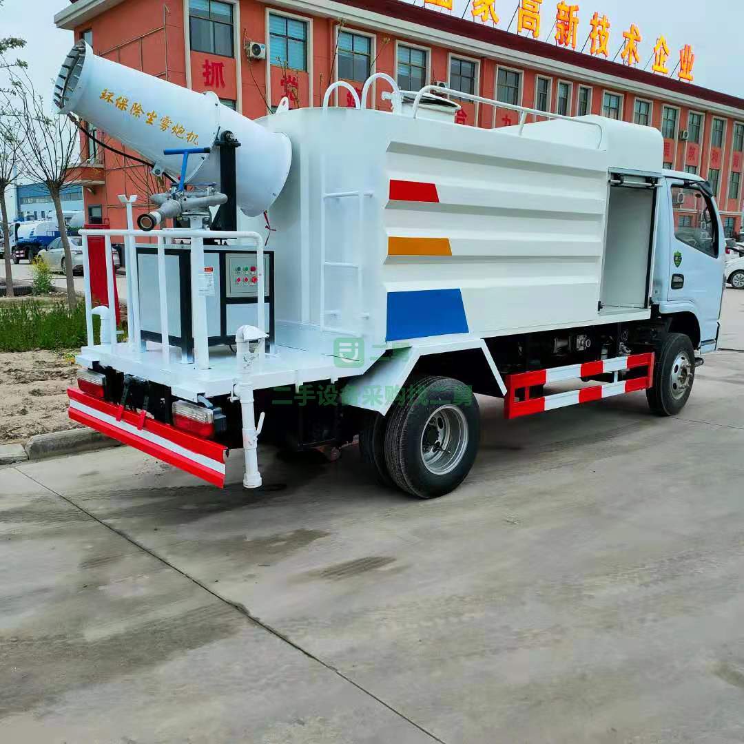 出售東風(fēng)多利卡五立方抑塵車噴霧車全國可上藍(lán)牌