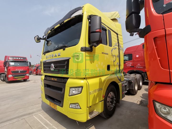 出售2017年4月汕德卡C7H牽引車，540馬力，國五，德國曼發(fā)動機