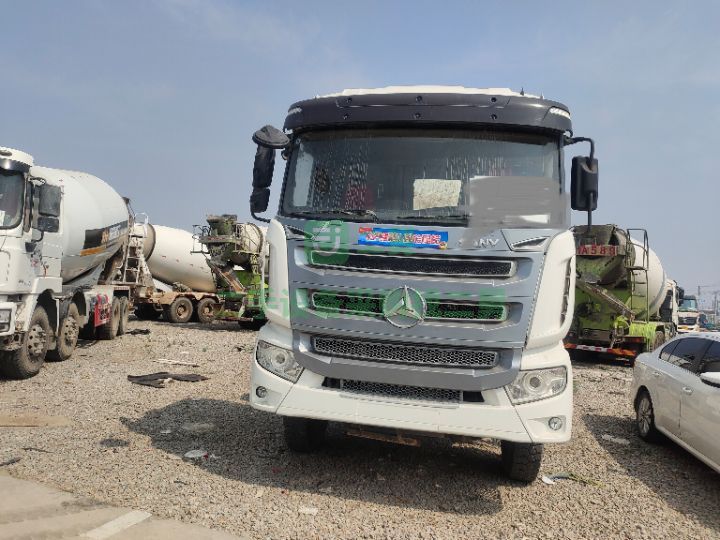出售18年4月上戶，三一大12方攪拌罐車， 濰柴發動機