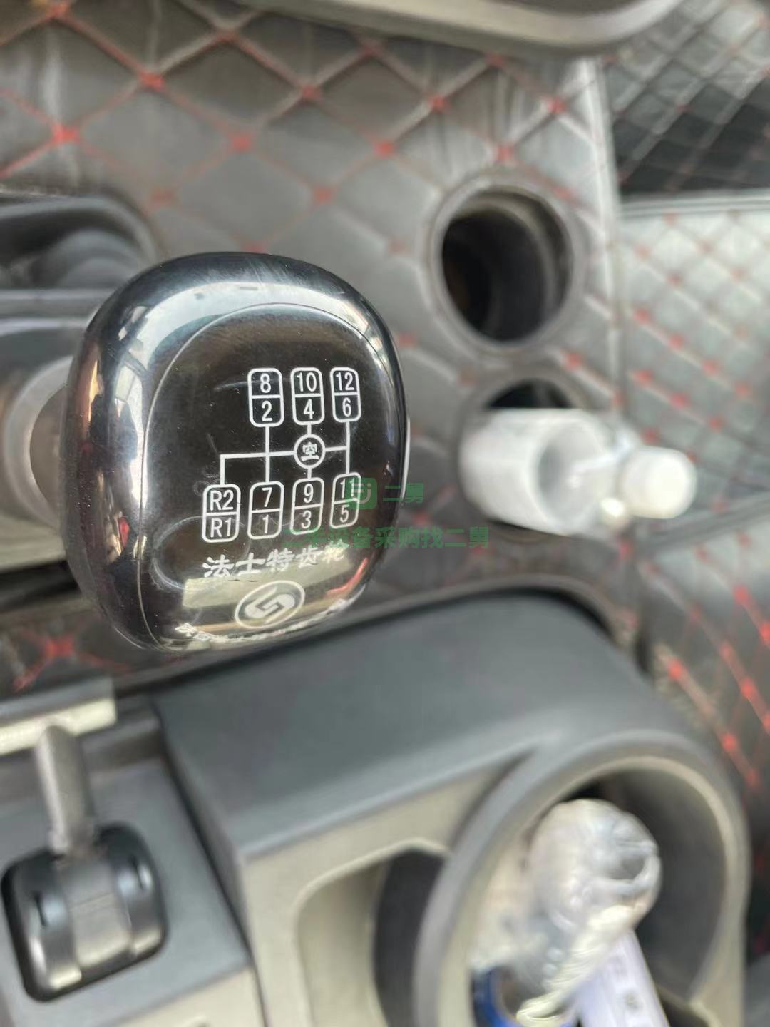 出售2018年10月歐曼牽引車375馬力國五排放全車原版無磕碰