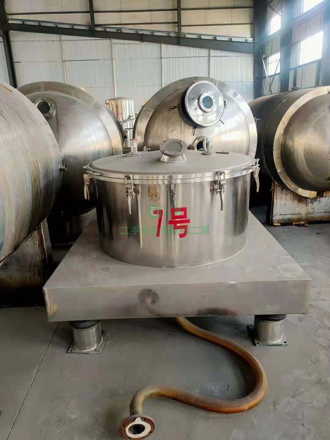 處理張家口鑫中大產1000型平板吊帶離心機，電機直連