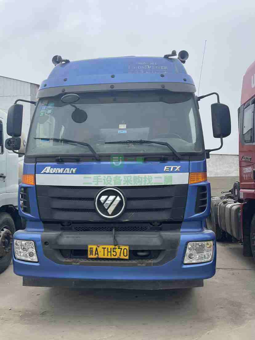 出售國五排放歐曼336天然氣牽引車