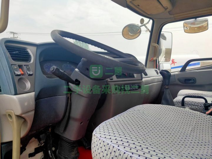 河北出售二手八成新的12噸灑水車
