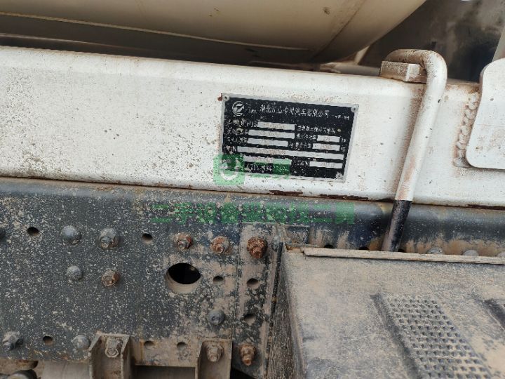 出售18年重汽豪沃后八輪攪拌車，大14方江山上莊12速