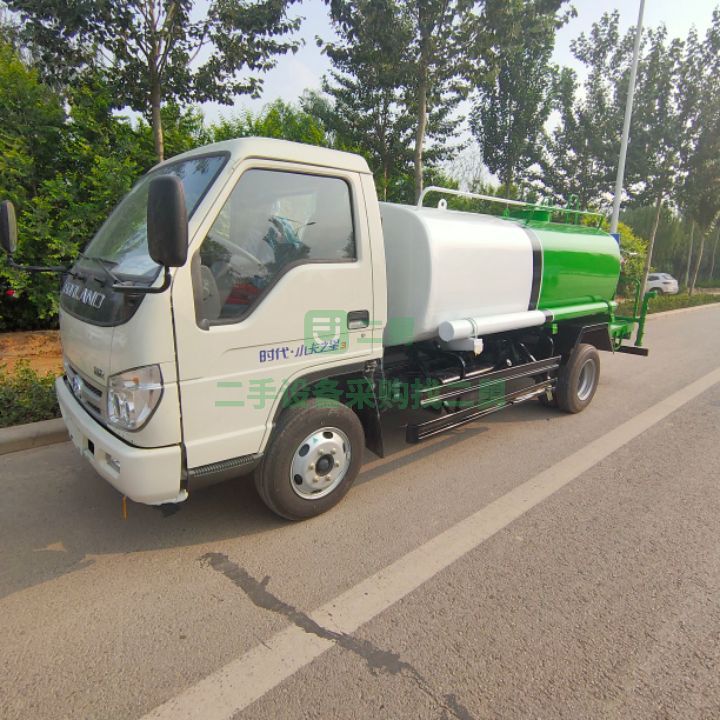 出售一臺福田五立方工地專用園林綠化道路抑塵霧炮灑水車