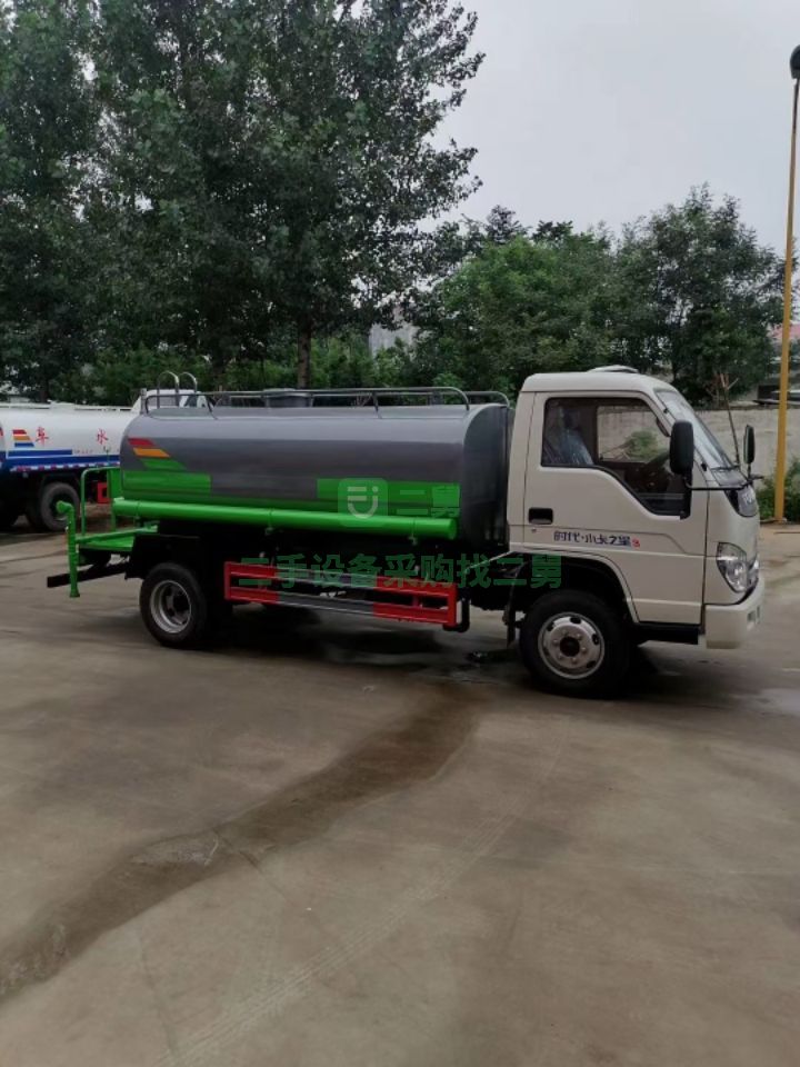 出售一臺福田五立方工地專用園林綠化道路抑塵霧炮灑水車