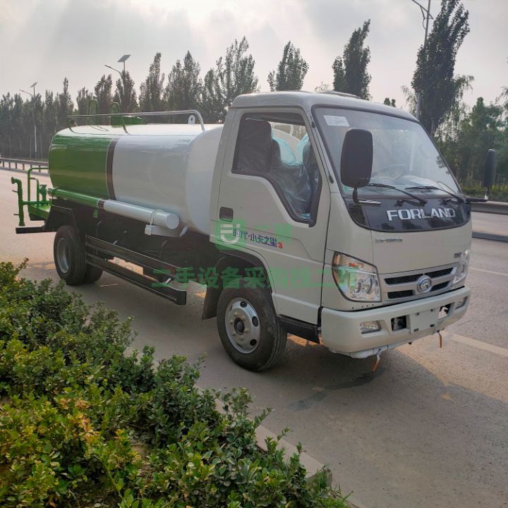 出售一臺福田五立方工地專用園林綠化道路抑塵霧炮灑水車