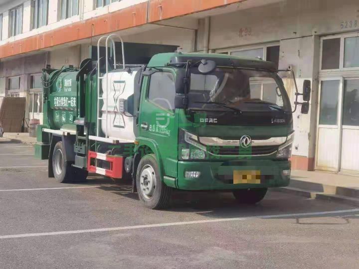 北京出售京牌清洗吸污車5+3車沒有使用