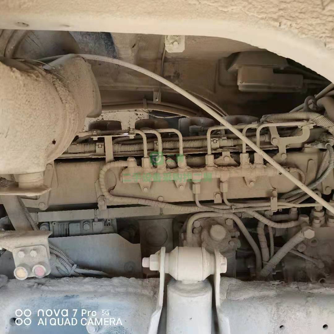 出售一臺18年6月豪沃國五攪拌車 大14拉16方